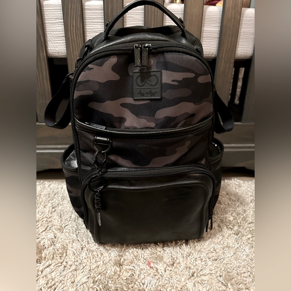 Itzy Ritzy Chelsea + Cole Diaper Bag